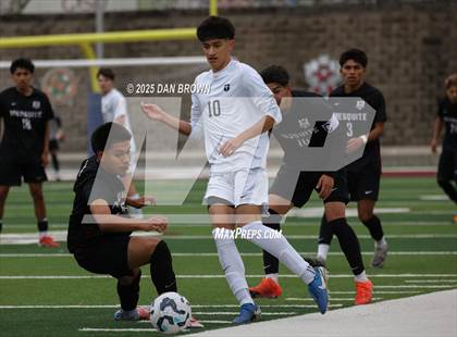 Thumbnail 3 in Mesquite vs. Dallas Jesuit (UIL 6A D2 Final Four Semi Finals) photogallery.