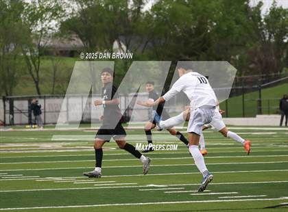 Thumbnail 2 in Mesquite vs. Dallas Jesuit (UIL 6A D2 Final Four Semi Finals) photogallery.