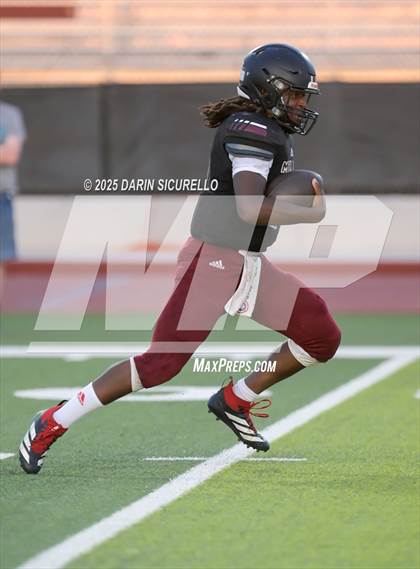 Thumbnail 2 in Fr: Red Mountain vs  Salpointe Catholic photogallery.