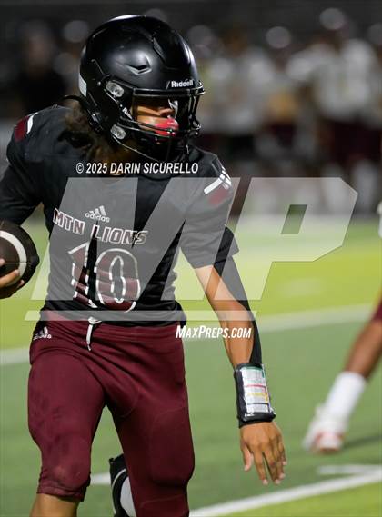 Thumbnail 3 in Fr: Red Mountain vs  Salpointe Catholic photogallery.