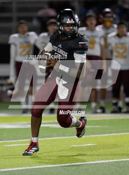 Thumbnail 2 in Fr: Red Mountain vs  Salpointe Catholic photogallery.