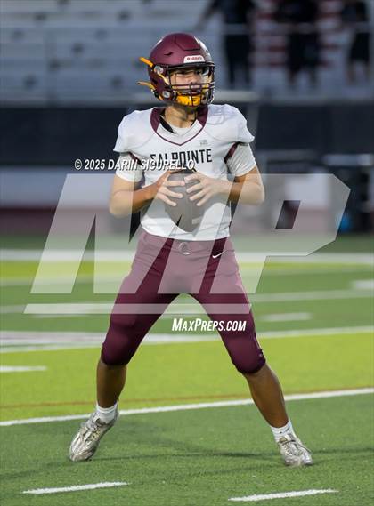 Thumbnail 3 in Fr: Red Mountain vs  Salpointe Catholic photogallery.