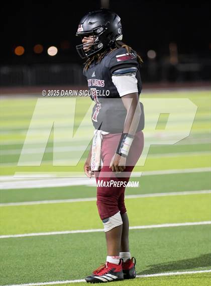 Thumbnail 1 in Fr: Red Mountain vs  Salpointe Catholic photogallery.