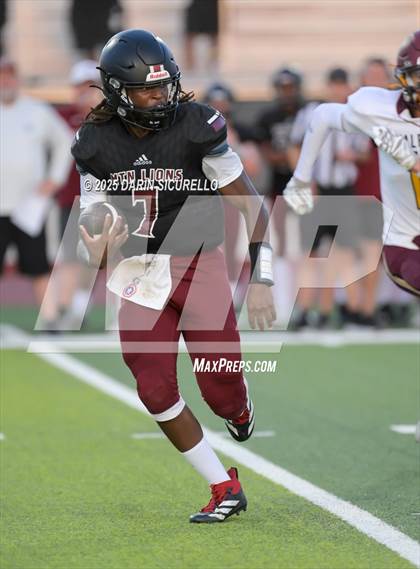 Thumbnail 1 in Fr: Red Mountain vs  Salpointe Catholic photogallery.