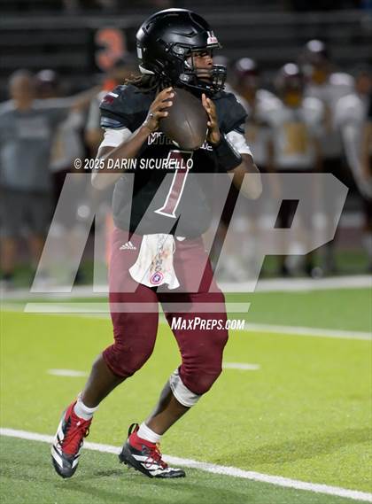 Thumbnail 1 in Fr: Red Mountain vs  Salpointe Catholic photogallery.