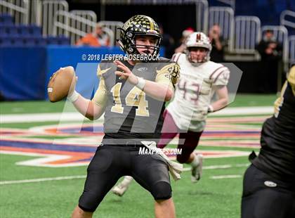 Thumbnail 2 in Calallen vs. Calhoun (UIL 5A Quarterfinal Playoffs) photogallery.