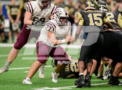 Thumbnail 1 in Calallen vs. Calhoun (UIL 5A Quarterfinal Playoffs) photogallery.