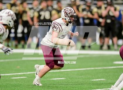 Thumbnail 2 in Calallen vs. Calhoun (UIL 5A Quarterfinal Playoffs) photogallery.