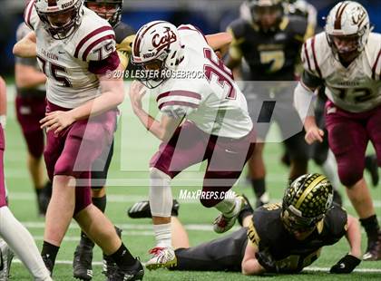 Thumbnail 1 in Calallen vs. Calhoun (UIL 5A Quarterfinal Playoffs) photogallery.