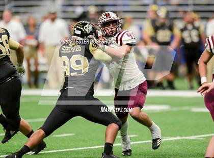 Thumbnail 2 in Calallen vs. Calhoun (UIL 5A Quarterfinal Playoffs) photogallery.
