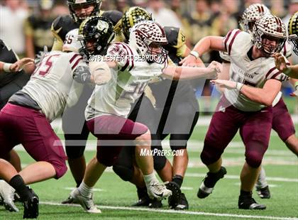 Thumbnail 3 in Calallen vs. Calhoun (UIL 5A Quarterfinal Playoffs) photogallery.