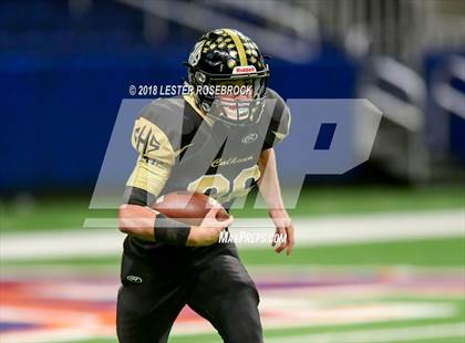 Thumbnail 3 in Calallen vs. Calhoun (UIL 5A Quarterfinal Playoffs) photogallery.