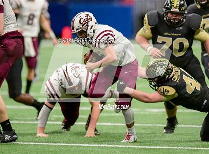 Thumbnail 2 in Calallen vs. Calhoun (UIL 5A Quarterfinal Playoffs) photogallery.