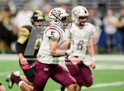 Thumbnail 2 in Calallen vs. Calhoun (UIL 5A Quarterfinal Playoffs) photogallery.