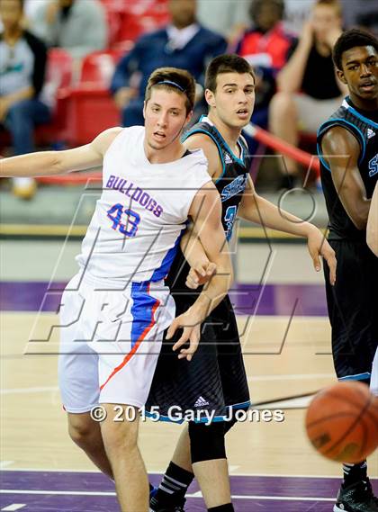 Thumbnail 1 in Folsom vs. Sheldon (CIF SJS D1 Final) photogallery.
