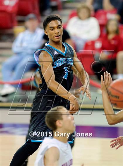 Thumbnail 3 in Folsom vs. Sheldon (CIF SJS D1 Final) photogallery.