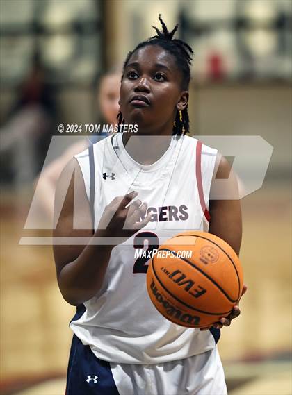 Thumbnail 2 in Charlotte Latin @ Providence Day photogallery.