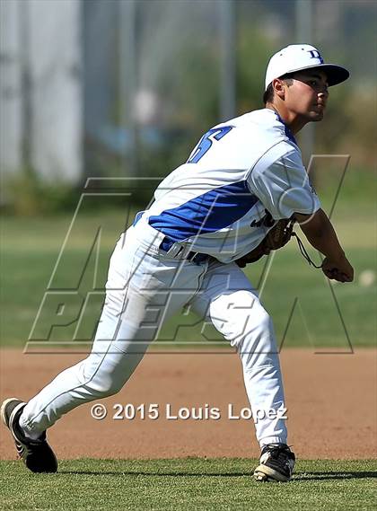 Thumbnail 3 in Charter Oak @ Diamond Ranch photogallery.