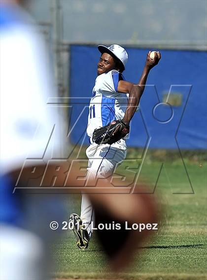 Thumbnail 2 in Charter Oak @ Diamond Ranch photogallery.