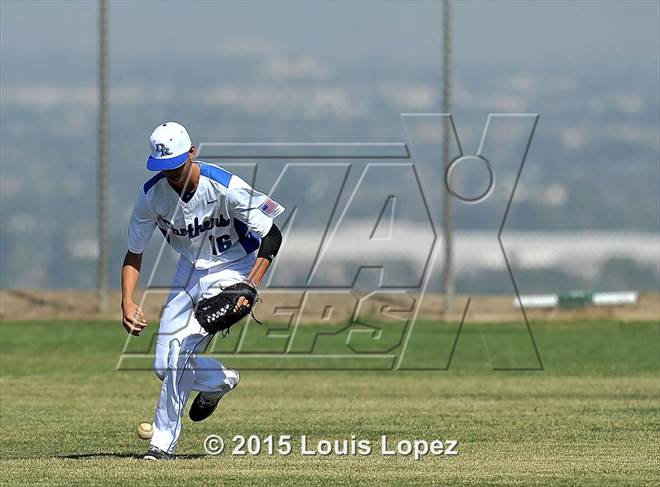 null - Photo 01