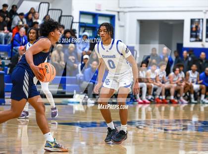 Thumbnail 1 in Aquinas vs. Culver City (CIF SS Division 2AA Round 2) photogallery.