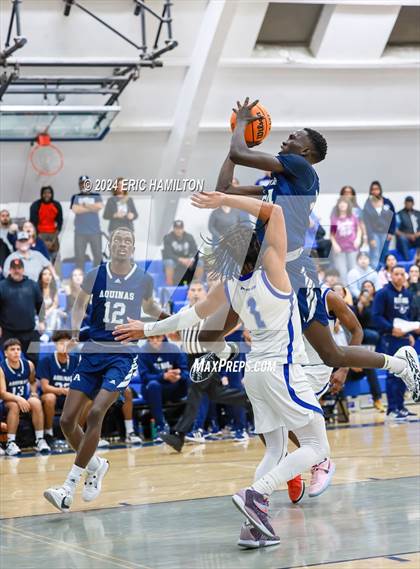 Thumbnail 3 in Aquinas vs. Culver City (CIF SS Division 2AA Round 2) photogallery.