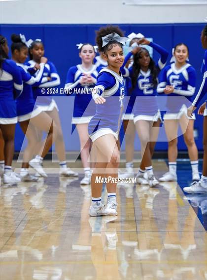 Thumbnail 1 in Aquinas vs. Culver City (CIF SS Division 2AA Round 2) photogallery.