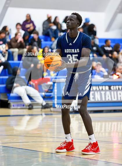 Thumbnail 2 in Aquinas vs. Culver City (CIF SS Division 2AA Round 2) photogallery.