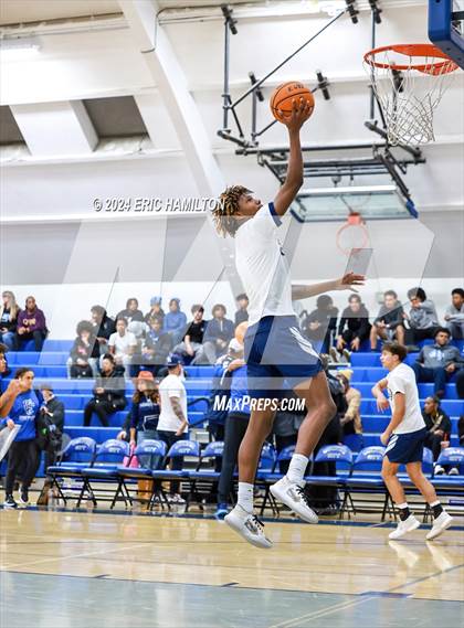 Thumbnail 3 in Aquinas vs. Culver City (CIF SS Division 2AA Round 2) photogallery.