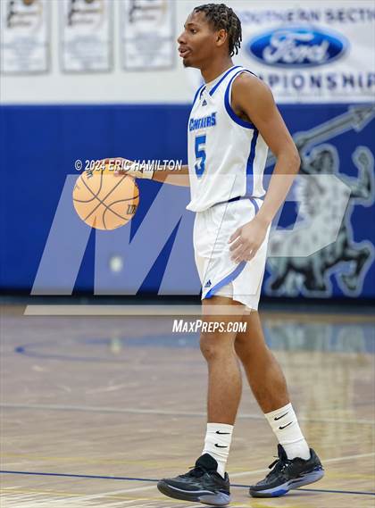 Thumbnail 3 in Aquinas vs. Culver City (CIF SS Division 2AA Round 2) photogallery.
