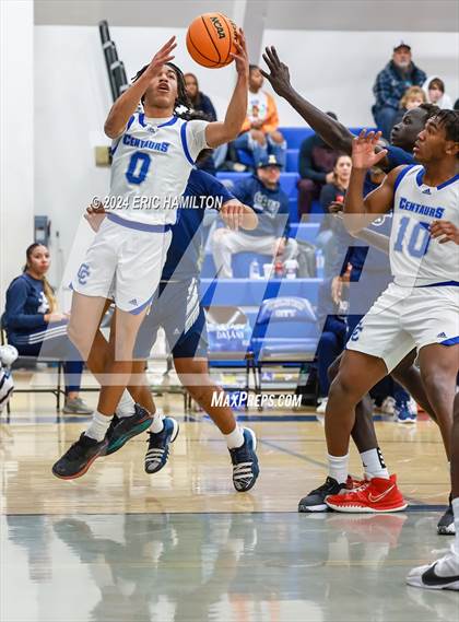 Thumbnail 1 in Aquinas vs. Culver City (CIF SS Division 2AA Round 2) photogallery.
