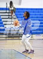 Photo from the gallery "Aquinas vs. Culver City (CIF SS Division 2AA Round 2)"