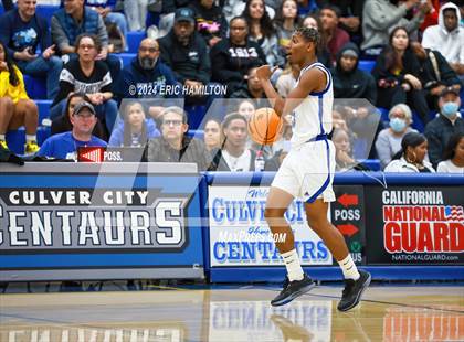 Thumbnail 3 in Aquinas vs. Culver City (CIF SS Division 2AA Round 2) photogallery.