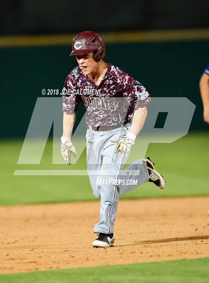 Thumbnail 2 in Johnson vs Calallen (San Antonio Classic) photogallery.