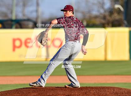 Thumbnail 3 in Johnson vs Calallen (San Antonio Classic) photogallery.