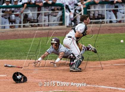 Thumbnail 2 in Spanish Fork vs. Maple Mountain (UHSAA 4A Championship) photogallery.