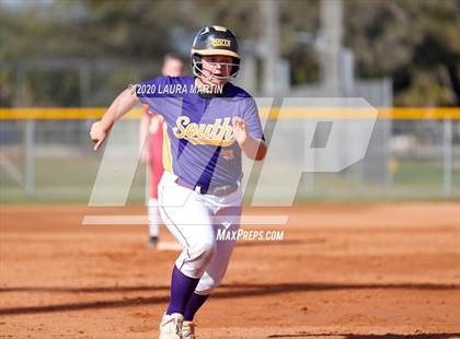 Thumbnail 1 in South Broward @ South Plantation photogallery.