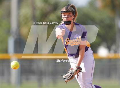 Thumbnail 1 in South Broward @ South Plantation photogallery.