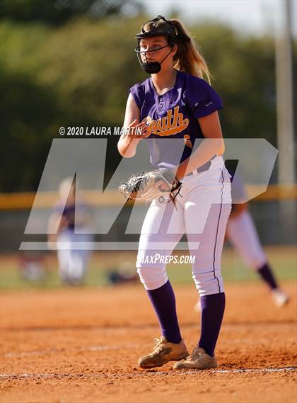 Thumbnail 3 in South Broward @ South Plantation photogallery.