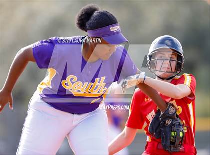 Thumbnail 1 in South Broward @ South Plantation photogallery.