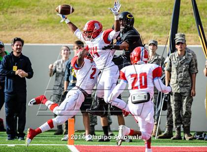 Thumbnail 3 in Skyline vs. Klein Oak (UIL 6A Division I Region II Quarterfinal) photogallery.