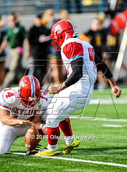 Thumbnail 1 in Skyline vs. Klein Oak (UIL 6A Division I Region II Quarterfinal) photogallery.