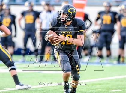 Thumbnail 3 in Skyline vs. Klein Oak (UIL 6A Division I Region II Quarterfinal) photogallery.