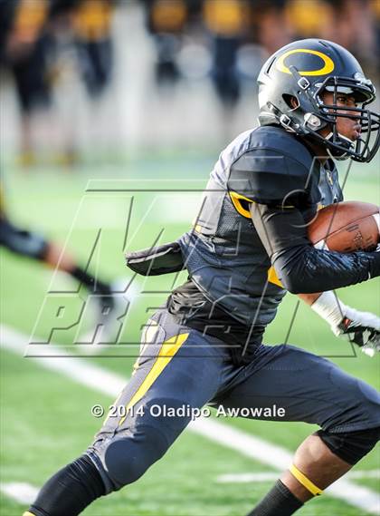 Thumbnail 2 in Skyline vs. Klein Oak (UIL 6A Division I Region II Quarterfinal) photogallery.