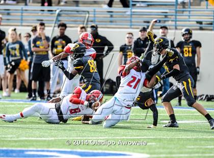 Thumbnail 3 in Skyline vs. Klein Oak (UIL 6A Division I Region II Quarterfinal) photogallery.