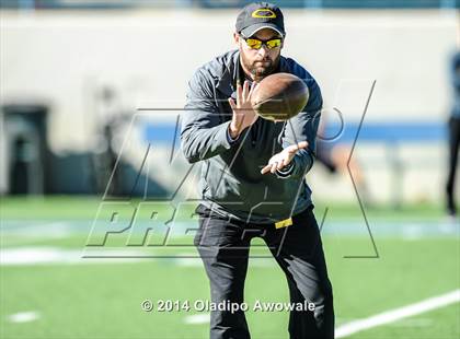 Thumbnail 1 in Skyline vs. Klein Oak (UIL 6A Division I Region II Quarterfinal) photogallery.