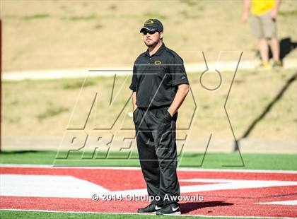 Thumbnail 3 in Skyline vs. Klein Oak (UIL 6A Division I Region II Quarterfinal) photogallery.