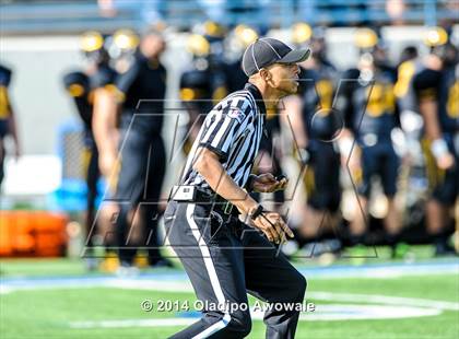 Thumbnail 2 in Skyline vs. Klein Oak (UIL 6A Division I Region II Quarterfinal) photogallery.