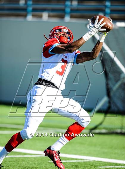 Thumbnail 1 in Skyline vs. Klein Oak (UIL 6A Division I Region II Quarterfinal) photogallery.