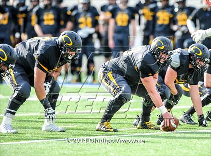 Thumbnail 1 in Skyline vs. Klein Oak (UIL 6A Division I Region II Quarterfinal) photogallery.